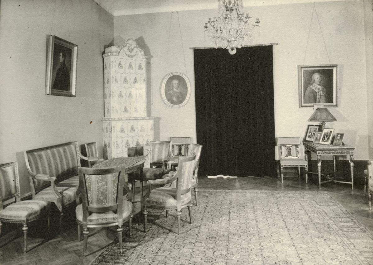 Lennart af Petersens, Salongen i officersmässen, Svea artilleriregemente A 1, våren 1947.