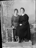 Två kvinnor, Östhammar, Uppland