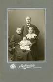 Familjen Eriksson omkring 1906