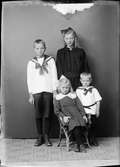 Grupporträtt - fyra barn, Östhammar, Uppland
