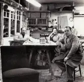 Kållereds Fåtöljindustri vid Torrekullavägen i Kållered. Bild från fikabordet, troligen från tiden mellan 1956-1962. Från vänster ses Olof Kristoffersson, Olof Johansson och Paul Kristoffersson.

Kållereds Fåtöljindustri (Kåfi) var aktivt från ca 1955-1983. Inledningsvis sittmöbler, men övervägande tillverkning av sängar från ca 1959. Ägare var bröderna Olof och Paul Kristoffersson. Verksamheten skedde i hörnet mellan Torrekullavägen och Kungsbackavägen, alldeles nära Mölndalsgränsen.