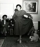 Modevisning i slutet av 1940- början av 1950-talen.