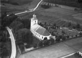 Flygfoto över Reftele kyrka i Gislaveds kommun. Nr. C. 2705.