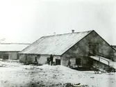 Exteriör. Gammal ladugård i Farsta.