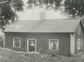 Torpet Lugnet byggdes 1852 under Samuel Godenius ägartid för skogs- och lantarbetare.
Personer: okänd