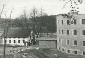 Exteriör. Tvättstugan vid Bagarns träsk, Gustavsberg. Riven i samband med byggnationen av Runda huset/kommunalhuset 1953 strax intill.