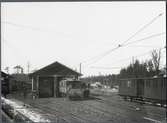 Stockholm Östra Station. Bangården med lokstall. 
SRJ Motorvagn 1 och 6.