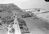 Flygfoto över Barsebäckshamns stationsområde och hamnspår.