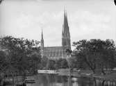 Fyrisån och Uppsala domkyrka från norr, Uppsala 1891