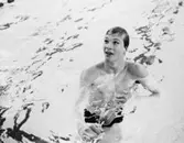 Segraren på 400 meter fritt, seniorer, blev Roland Widing, SPIK.