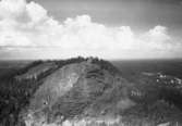 Flygfoto över Taberg i Jönköpings kommun. Nr H 1929.