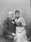 Ateljéporträtt - Emma och Henri Osti, Uppsala 1896