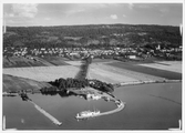 Flygfoto äver Gränna hamn i Jönköpings kommun. Nr H 2594.