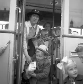 Frälsningsarmens koloni i Rörberg. Barnens hemkomst till Gävle den 11 juli 1950