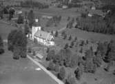 Flygfoto över Hylletofta Kyrka i Sävsjö kommun. Nr K 7