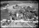 Flygfoto över Irsta kyrka, Västerås