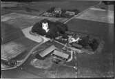 Flygfoto över Lundby kyrka, Västerås