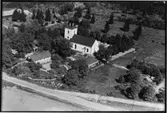 Flygfoto över Tortuna kyrka, Västerås