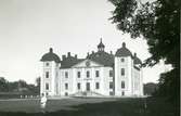 Kolbäck sn, Strömsholms slott.
Slottet och del av slottsparken.