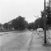 Vänersborg, Östra vägen. Första dagen med högertrafik