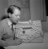 Lillåskolan, modell.
December 1956.