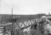 Järnvägsbro över Lögde älv  mellan Mellansel och Vännäs.