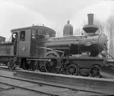 VBJ lok 7       
 (Varberg - Borås järnväg)
Vid järnvägsspåret mellan Olskroken) - Almedal - Fjärås - Varberg
1898 var det dags för lokleverans från Nydqvist & Holm  AB i Trollhättan. Det här året levererade NOHAB 2 stycken tenderlok med axelföljden 2B-2, det vill säga 2 löpaxlar följda av 2 drivande axlar följda av en 2-axlig tender. Loken fick inga namn utan numrerades bara som WBJ 7 och 8.