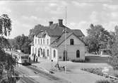 Järnvägsstationen i Surahammar. På spåret, Statens Järnvägar, SJ Ydo.