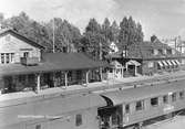 Charlottenberg station. Statens Järnvägar, SJ klass 2 personvagn 3625.