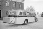 Leveransfoto av Chevrolet-buss tillverkad för Automobilcentralen. Trafikerade sträckan Grönhögen - Mörbylånga. Karossen tillverkad av Aktiebolaget Svenska Järnvägsverkstäderna, ASJ.