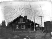 T semafor
Hållplats anlagd 1895. Envånings stationshus i trä