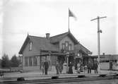 T semafor
Station anlagd 1886. En och en halv vånings stationshus i trä