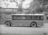 Tidaholmsbuss för Karl Persson, Lotorp. Under 1927-1930 levererades fyra bussar från Tidaholms bruks AB. De var typiska för Lund-s trafikstart. Den sista Tidaholmsbussen levererades 1930 och den var större än de fyra tidigare.