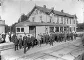 DJ Ångvagn Auto 1 vid ankomsten. Vagnen tillverkades av Mekaniska Verkstad och  Waggonfabrik i Arlöv. En länkaxelvagn. Slopades och skrotades 1937.