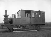HBJ vagnlok 4. Tillverkades av Nohab och fick namnet Lärkan. Skrotades 1933.