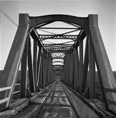 Bro vid Harsprånget, färdigbyggd 1926, kombinerad bil- och järnvägsbro