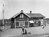 Edsbro järnvägsstation, anlagd av Rimbo - Sunds Järnväg 1897.