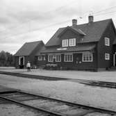 Forsmo järnvägsstation, anlagd 1923. Sträckan elektrifierades 1940.