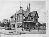 Stationen togs i bruk 1895.