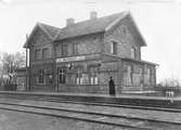 Stationen togs i bruk 1885.
