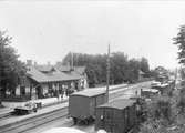 Stationen anlades 1862. Envånings stationsbyggnad i trä. Mekanisk växelförregling.