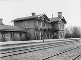 Stationen anlades 1862. Stationshuset har moderniserats i etapper.