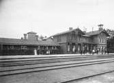 Stationen anlades 1862. Stationshuset har moderniserats i etapper.