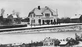 Stationen öppnad 21.12.1906 . Från början var det tvåvånings stationshus i trä. Mekanisk växelförregling. Stationshuset renoverades och putsades 1944.