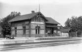 Station anlagd 1884. Envånings stationshus i tegel. Revs ner på 1980-talet.