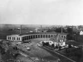 Nya lokstationen. 1918-20 byggdes lokstation norr om Lillån med plats för 18 lok.