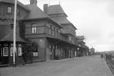 Stationen anlades 1873. Nytt stationshus 1902, då även spårområdet utvidgades. 1916 och 1943 har utbyggnad av bangården skett
