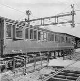Mätvagn SJ Bo7 2812. Halladevagnen. Fransmannen Emile Hallade, fader till Hallademetoden för mätning, utformning och fastställning av kurvor för järnvägsspår. Vagnen ursprungligen byggd som personvagn tidigt 1900-tal. och ombyggd till mätvagn 1930.
