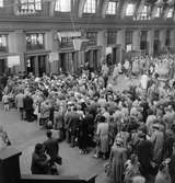 Stockholms Central. Stora hallen i Juli 1950.