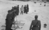 Statens Järnvägar, SJ Driftvärnsmän. Skidåkning. SJ Driftvärn bildades 1946 och hade till uppgift att skydda viktiga anläggningar vid beredskap och krig. Driftvärnen lades ner 2005.